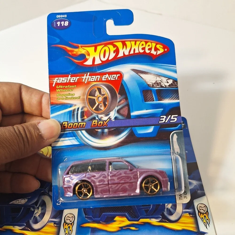 Hot Wheels Blue Cards Boom Box Purple/ Brown/ Blue With Flames